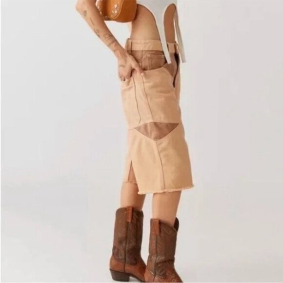 Urban Outfitters BDG Skater Girl Denim Short Seamed Sand Tan Brown New 28 Waist - Picture 6 of 9